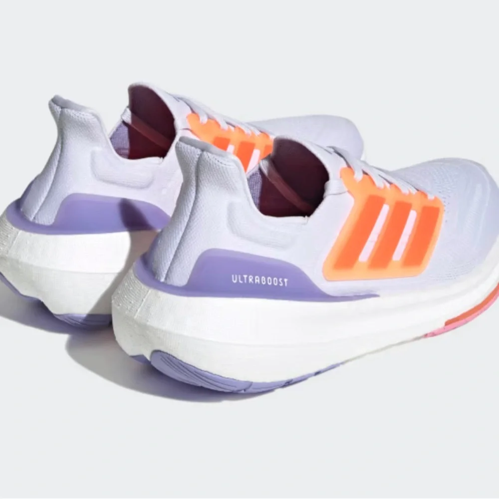 ULTRABOOST RUNNING SHOES - Picture 3 of 3